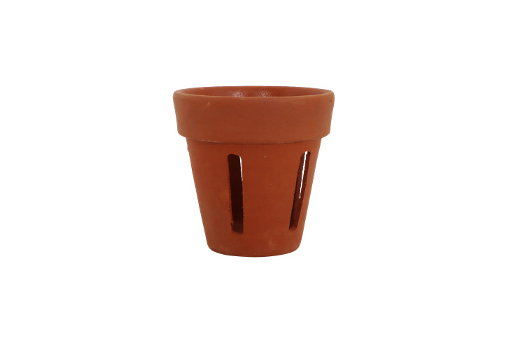 Maceta tipo vaso ranurada